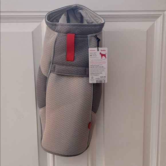 Reddy Pets Other - NWT Reddy Pets Gray and Red accented Dog Cooling Vest